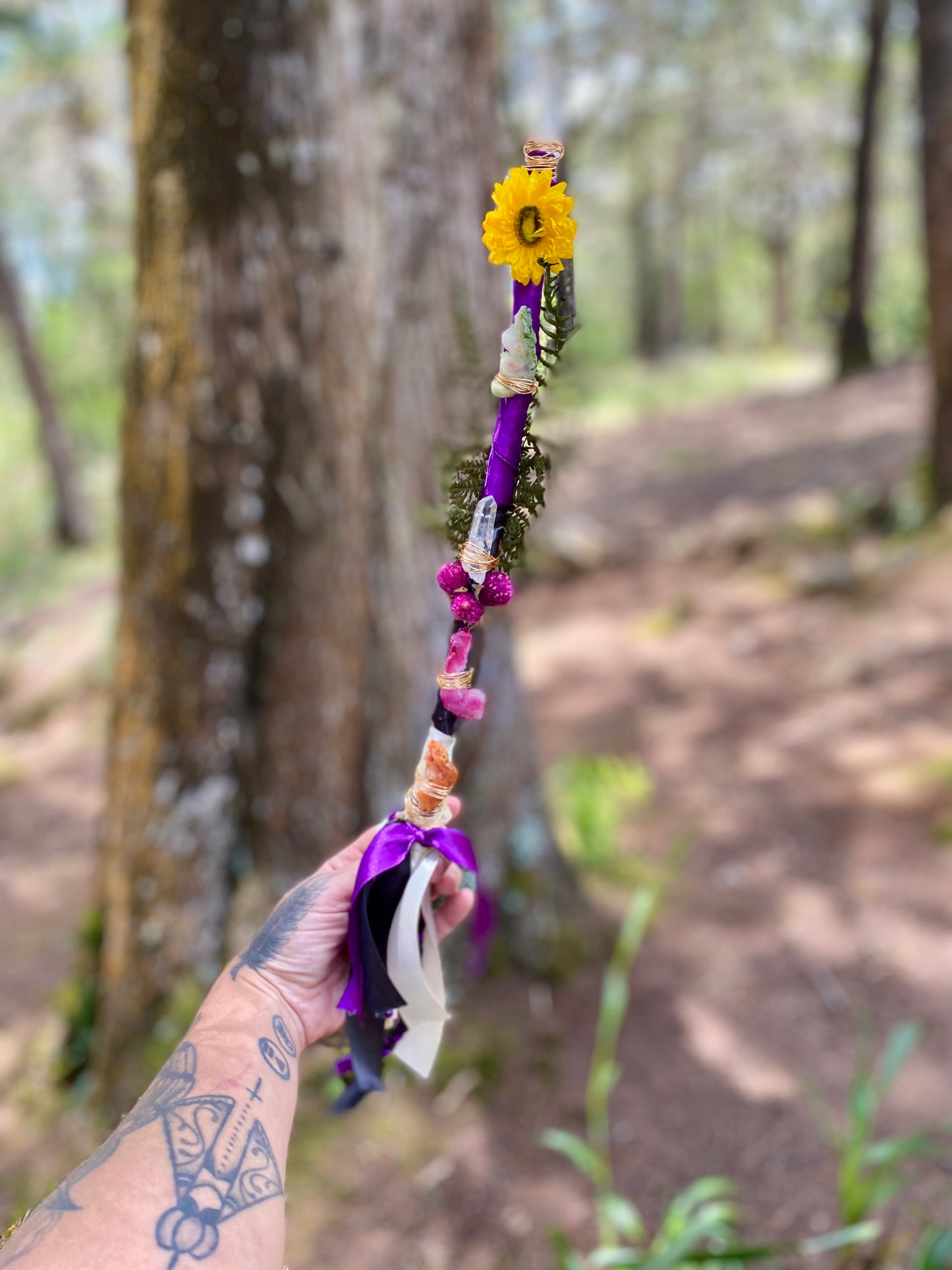 Unleash Your Inner Magic: Handcrafted Personalized Wands for Manifestation ✨🌿